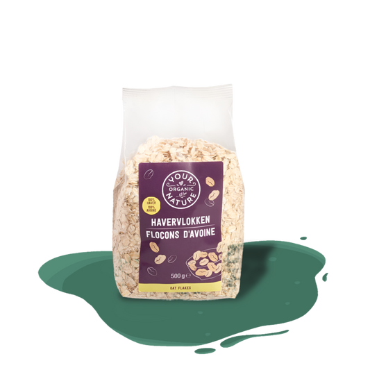 Organic oat flakes, naturally high in fiber and a source of protein, low in sugar and salt, perfect for everyday clean eating.