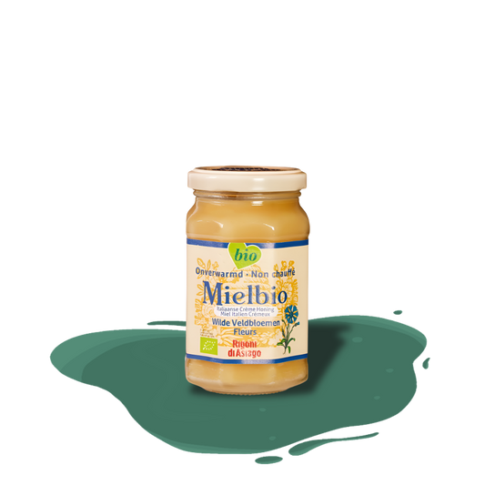 Organic raw wildflower honey from Italy, unpasteurized and unfiltered, naturally rich and harvested with care.
